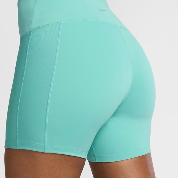 Nike Blue Athletic Shorts High-Performance Design - Picture 5 of 8